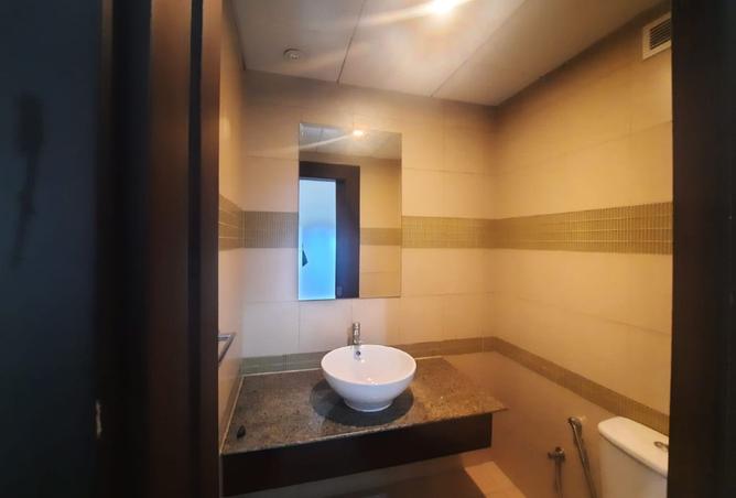 984005 - Property Image 2