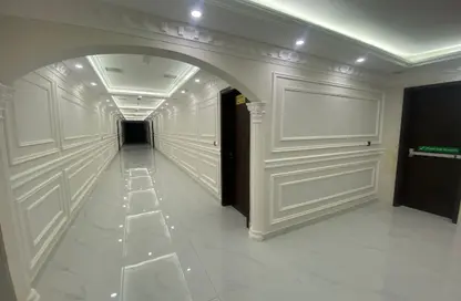 شقة - 2 غرف نوم - 2 حمامات للايجار في شارع الوعب - الوعب - الدوحة