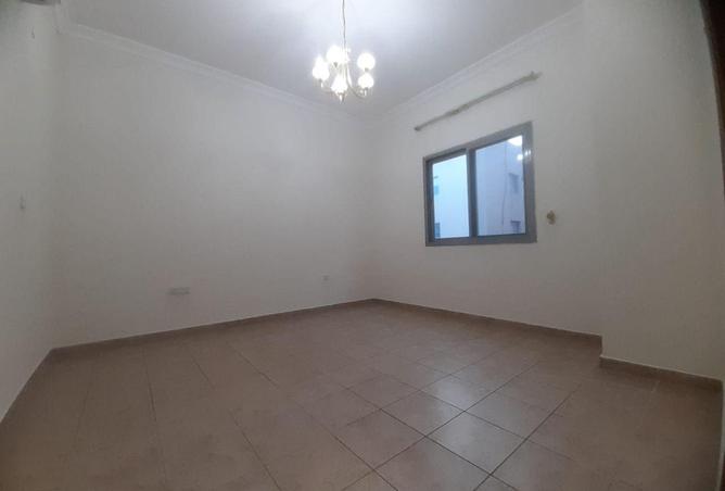 979267 - Property Image 3