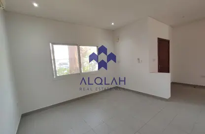 Villa - 3 Bedrooms - 3 Bathrooms for rent in Al Gharrafa - Al Gharrafa - Doha
