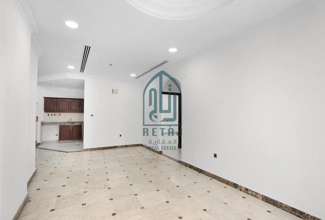 944188 - Property Image 3