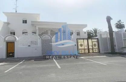Villa - 7 Bedrooms - 6 Bathrooms for rent in Al Maamoura - Al Maamoura - Doha