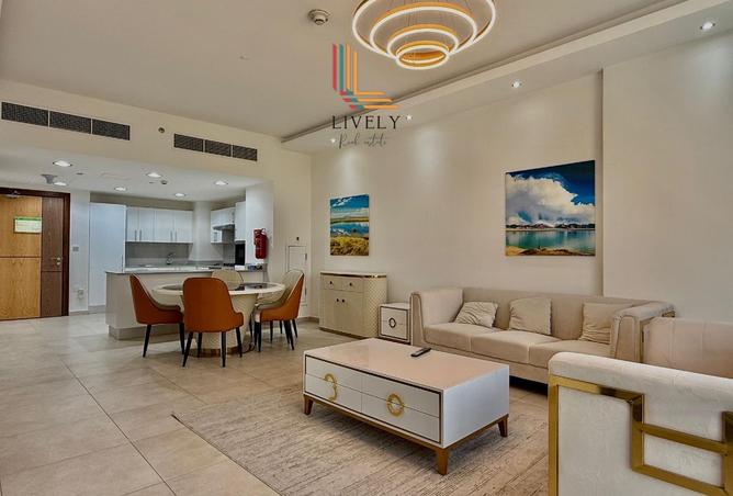 998443 - Property Image 2