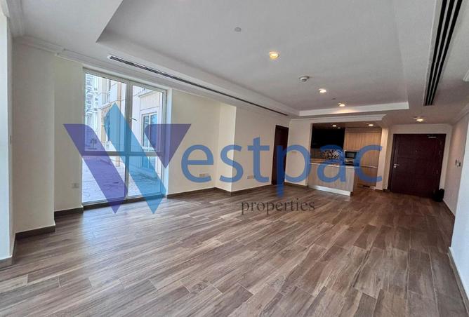 998239 - Property Image 3