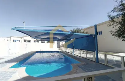 فيلا - 4 غرف نوم - 4 حمامات للايجار في جنوب الدحيل - الدحيل - الدوحة