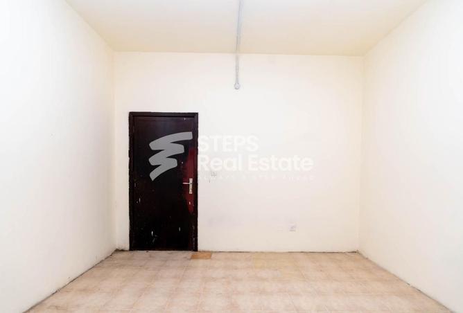 1004670 - Property Image 2