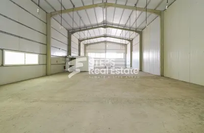 Warehouse - Studio for rent in East Industrial Street - Birkat Al Awamer - Al Wakra