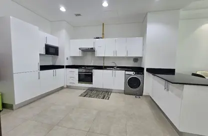 Apartment - 2 Bedrooms - 3 Bathrooms for rent in Lusail Marina Heights - Marina District - Lusail