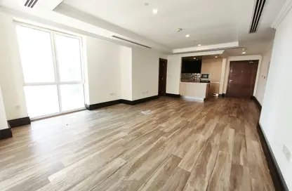 Apartment - Studio - 1 Bathroom for rent in Viva West - Viva Bahriyah - The Pearl Island - Doha