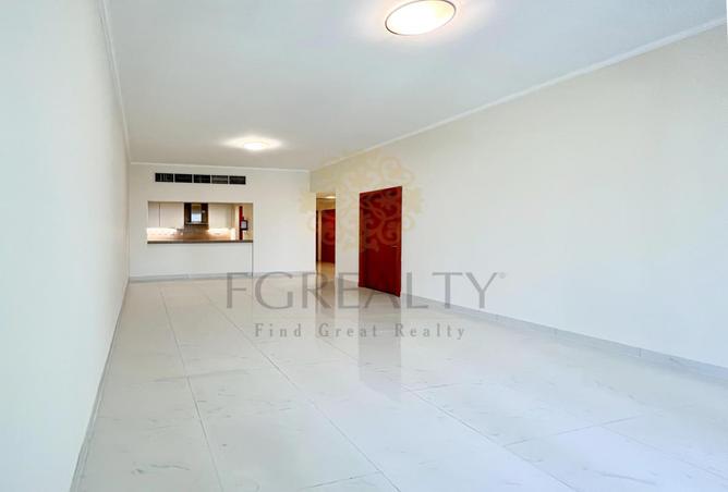 949931 - Property Image 2