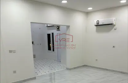 Villa - 7 Bedrooms - 7 Bathrooms for rent in Street 871 - Al Duhail South - Al Duhail - Doha