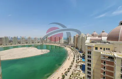 Penthouse - 1 Bedroom - 2 Bathrooms for rent in Viva West - Viva Bahriyah - The Pearl Island - Doha