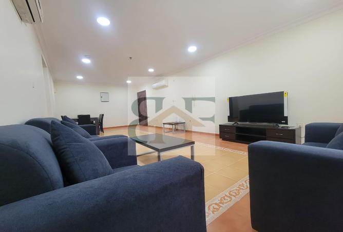 937314 - Property Image 2