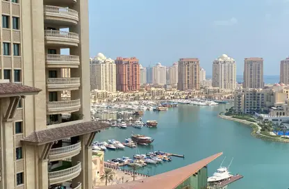 Apartment - 3 Bedrooms - 3 Bathrooms for rent in Tower 9 - Porto Arabia - The Pearl Island - Doha