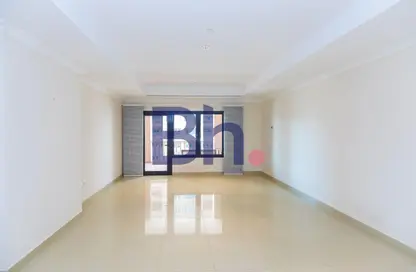 Apartment - 1 Bedroom - 2 Bathrooms for sale in West Porto Drive - Porto Arabia - The Pearl Island - Doha