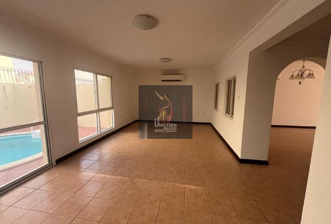 969519 - Property Image 3