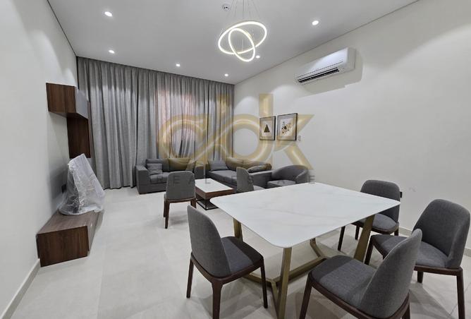 894552 - Property Image 3