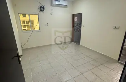 Apartment - Studio - 1 Bathroom for rent in New Salata - Salata - Doha