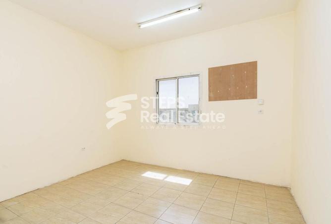 953714 - Property Image 2