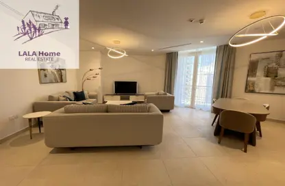 Apartment - 2 Bedrooms - 3 Bathrooms for rent in Floresta Gardens - Floresta Gardens - The Pearl Island - Doha