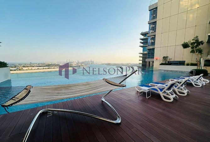 988411 - Property Image 2