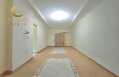 Apartment - 2 Bedrooms - 2 Bathrooms for rent in Al Mansoura - Al Mansoura - Doha