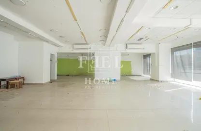 Empty Room image for: Shop - Studio for rent in Old Al Ghanim - Al Ghanim - Doha, Image 1