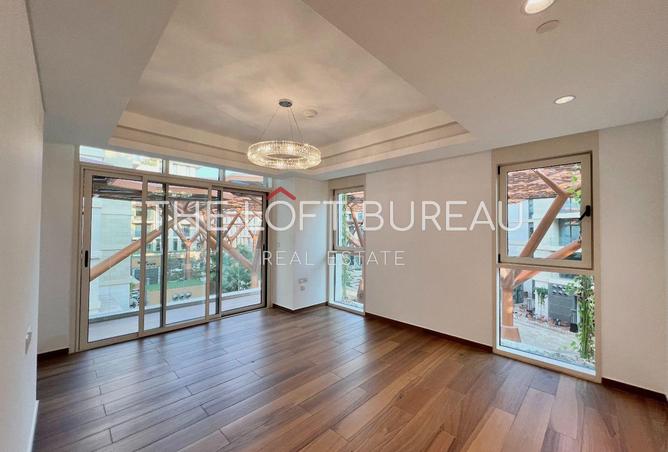 1004911 - Property Image 3