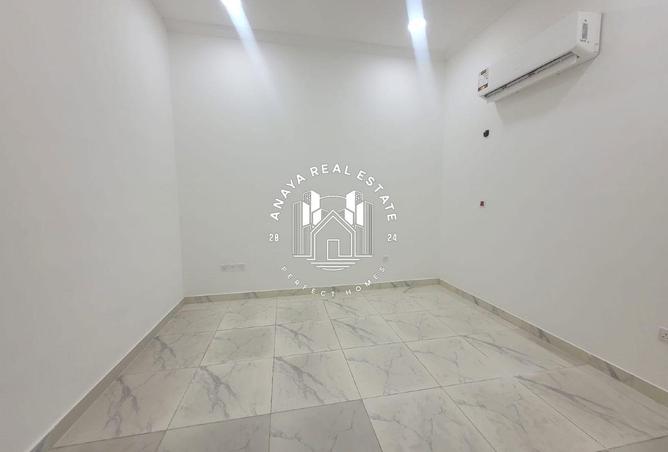 970850 - Property Image 2