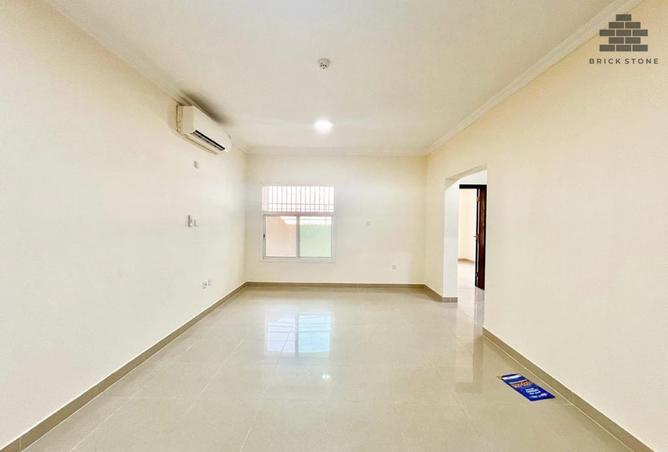 884862 - Property Main Image
