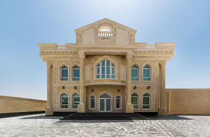 Villa - 7+ Bedrooms - 7+ Bathrooms for sale in Al Wukair - Al Wukair - Al Wakra