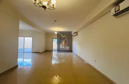 مجمع سكني - 5 غرف نوم - 6 حمامات للايجار في ابو سدرة - الريان - الدوحة