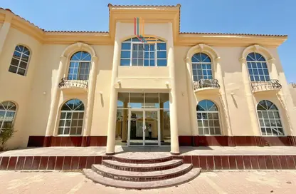 Villa - 7+ Bedrooms - 7+ Bathrooms for rent in West Bay Villas - West Bay - West Bay - Doha