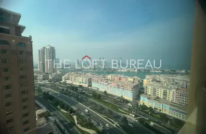 Apartment - 1 Bedroom - 2 Bathrooms for sale in West Porto Drive - Porto Arabia - The Pearl Island - Doha