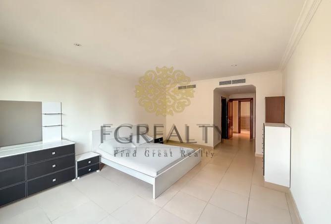 925569 - Property Image 3