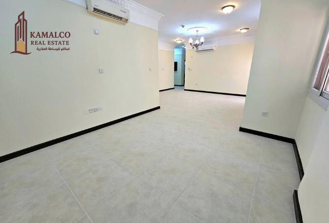 966761 - Property Image 2