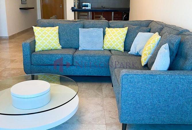 988816 - Property Image 2