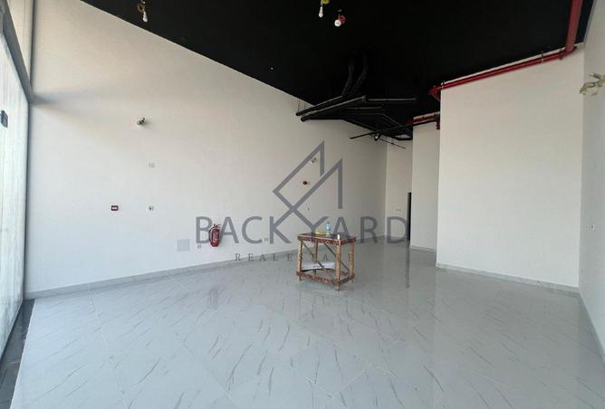 998695 - Property Main Image