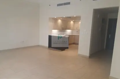 Empty Room image for: Apartment - 2 Bedrooms - 2 Bathrooms for rent in Qanat Quartier - The Pearl Island - Doha, Image 1