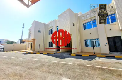 Villa - 6 Bedrooms - 6 Bathrooms for rent in Al Markhiya Street - Al Markhiya - Doha