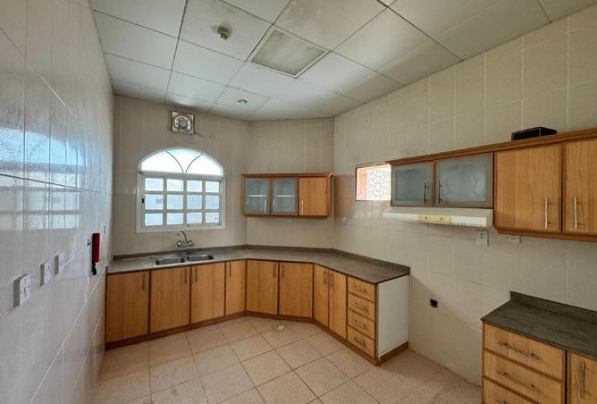 940008 - Property Image 2