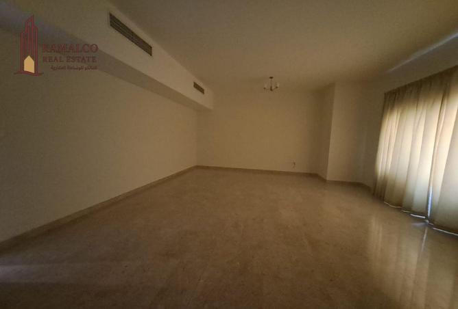 965344 - Property Image 3