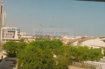 شقة - 2 غرف نوم - 2 حمامات للايجار في سلاطة القديمة - سلاطة - الدوحة