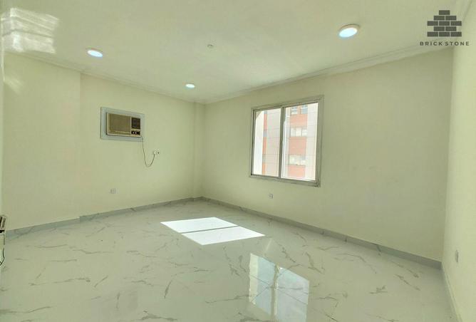 965051 - Property Image 2