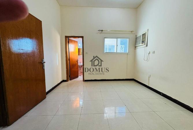 952435 - Property Image 2