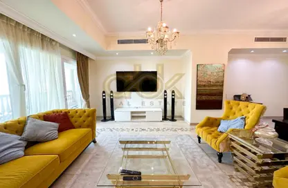 Apartment - 1 Bedroom - 2 Bathrooms for rent in East Porto Drive - Porto Arabia - The Pearl Island - Doha