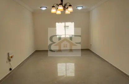 Apartment - 3 Bedrooms - 3 Bathrooms for rent in Al Mansoura - Al Mansoura - Doha