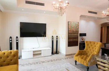 Apartment - 1 Bedroom - 2 Bathrooms for rent in Porto Arabia - The Pearl Island - Doha
