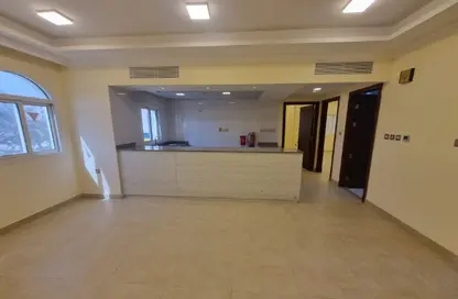 Apartment - 2 Bedrooms - 3 Bathrooms for rent in Al Mansoura - Al Mansoura - Doha