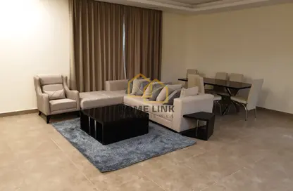 شقة - غرفة نوم - 2 حمامات للايجار في الاركية سيتي - الوسيل